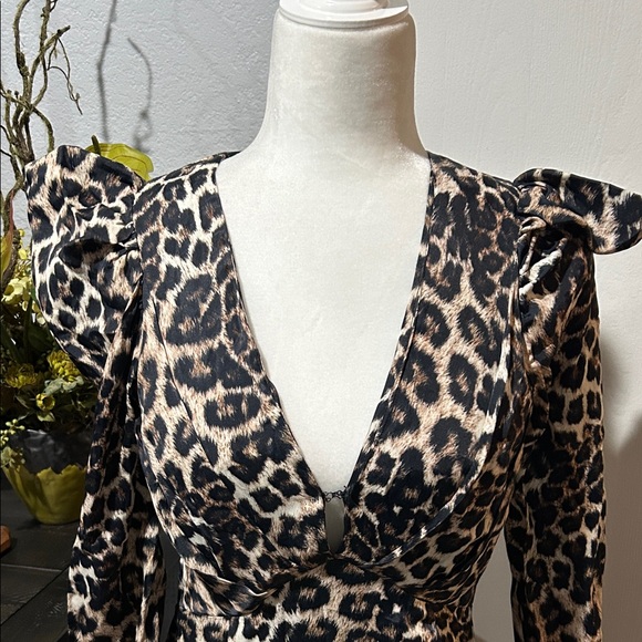 FARM Rio Leopard Print Dress - Picture 3 of 9